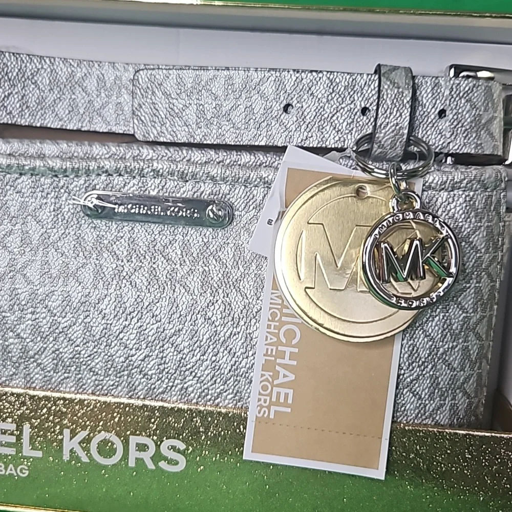 Michael Kors Adjustable belt bags festival ,concert bag - Picture 7 of 12